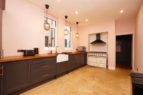 141 Rampside, Barrow-in-furness, LA13 0PX