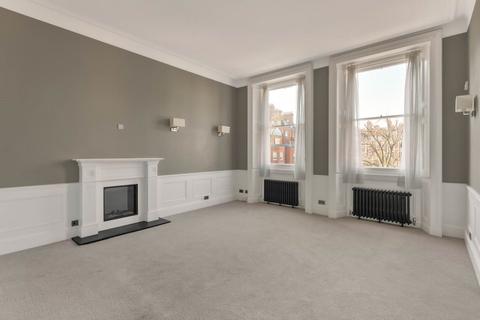 2 bedroom apartment to rent, Cadogan Square, Knightsbridge SW1X