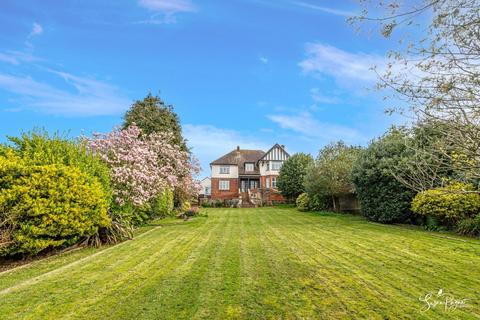 5 bedroom detached house for sale, Nunwell Street, Sandown