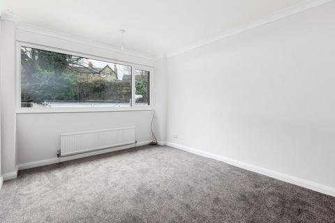 3 bedroom flat to rent, Tubs Hill, Sevenoaks TN13 1DH