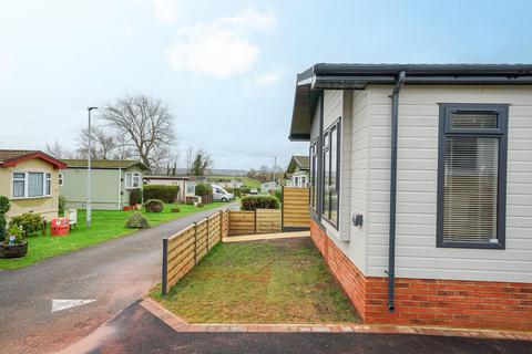 2 bedroom park home for sale, Castle Hill Road, Totternhoe, Dunstable