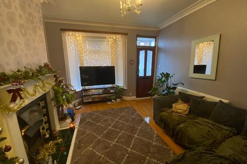 2 bedroom end of terrace house for sale, Aberdeen Street, Hull, HU9