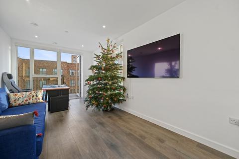 2 bedroom flat for sale, Pembrey Court, Acton Gardens