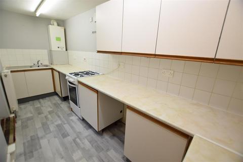 1 bedroom apartment to rent, Belle Vue Parade, Scarborough