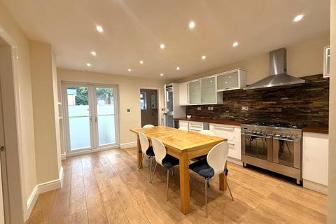 undefined, West Park Avenue, Northfield, B31