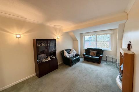 1 bedroom retirement property for sale, Sawyers Hall Lane, Brentwood