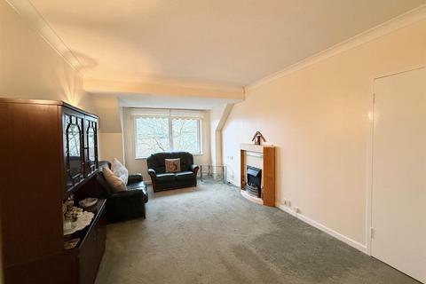 1 bedroom retirement property for sale, Sawyers Hall Lane, Brentwood