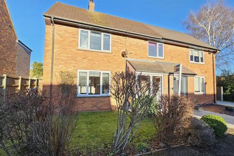 3 bedroom semi-detached house for sale, Trenchard Close, Newton, Nottingham