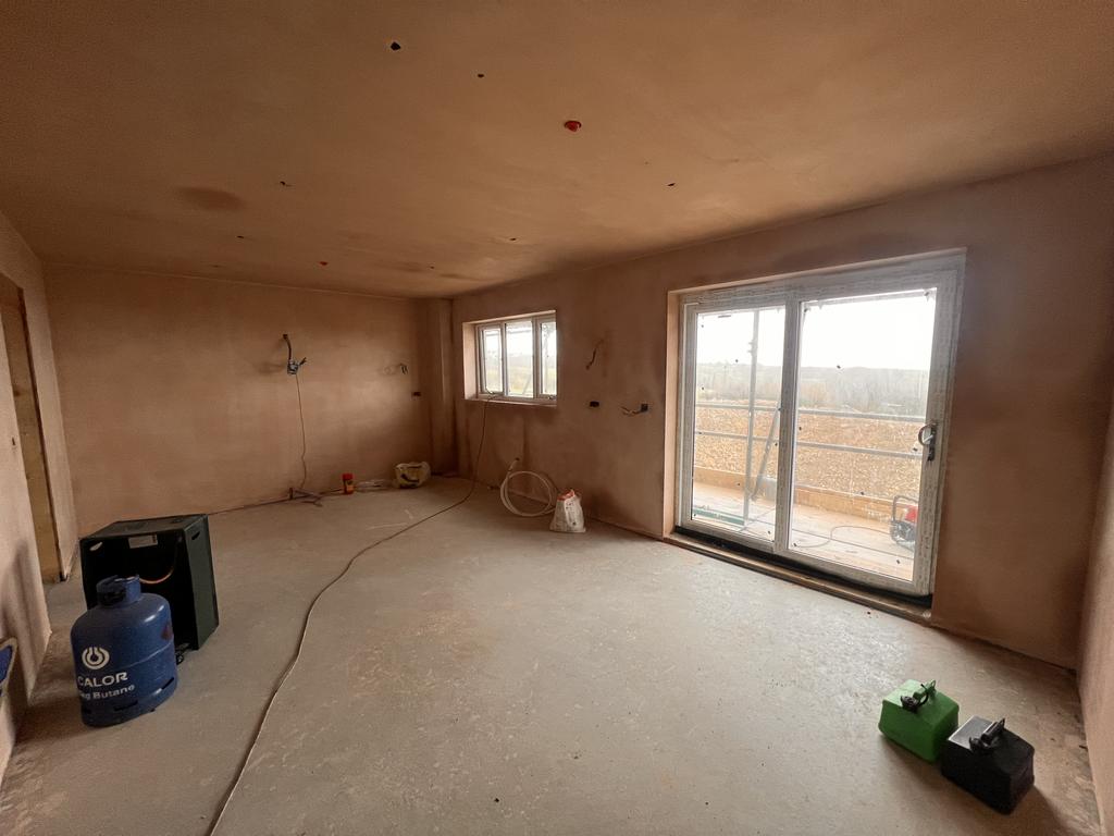 Kitchen / Dining Area