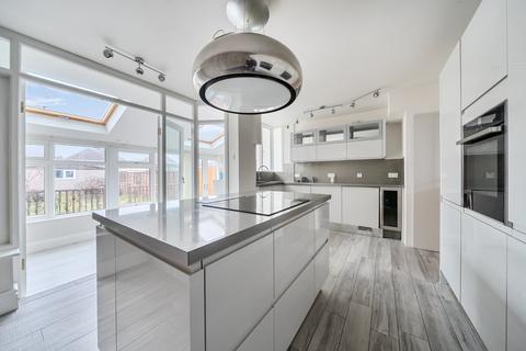 undefined, Harvard Road, Solihull, West Midlands, B92