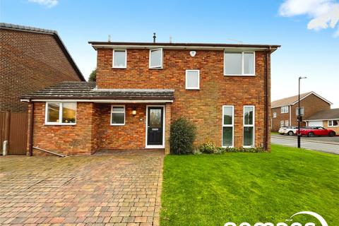 4 bedroom detached house for sale, Tithe Barn Drive, Maidenhead, Berkshire