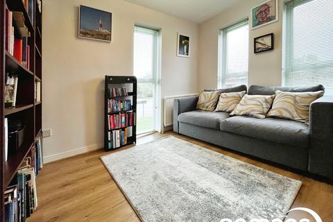 72 Tithe Barn Drive, Maidenhead, SL6 2DE