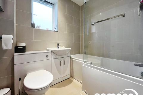 72 Tithe Barn Drive, Maidenhead, SL6 2DE