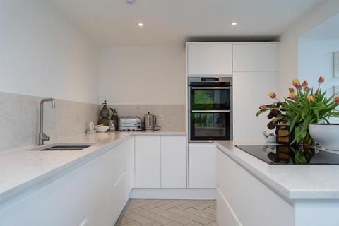 192 College Road, Manchester, M16 0AA