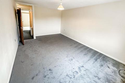 2 bedroom flat to rent, Kingswood Gardens, Nuneaton