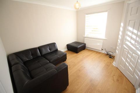 2 bedroom terraced house to rent, Hillheads Court, Whitley Bay