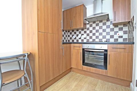 2 bedroom flat to rent, Stow Hill, Gwent NP20