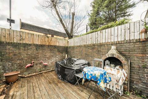 1 bedroom flat for sale, Girdlestone Walk, London N19