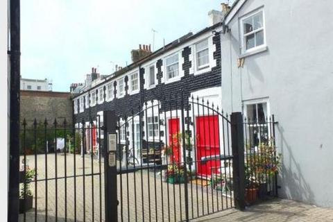 2 bedroom terraced house to rent, St Johns Mews, Bristol Road, Kemp Town, Brighton