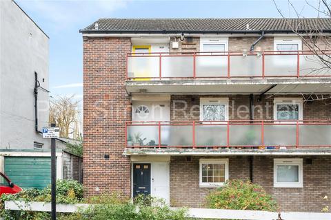 1 bedroom maisonette for sale, Richmond Road, Tottenham, London, N15