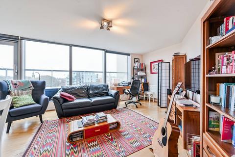 3 bedroom flat for sale, Atrium Heights, Deptford, London, SE8