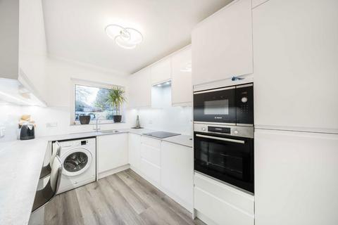 2 bedroom flat for sale, Waldegrave Park, Strawberry Hill TW1