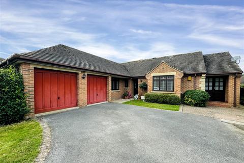 3 bedroom detached bungalow for sale, Wakeling Close, Southwell