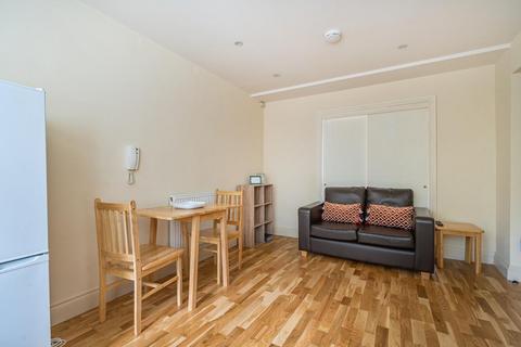 1 bedroom flat for sale, Rockley Road, Shepherds Bush