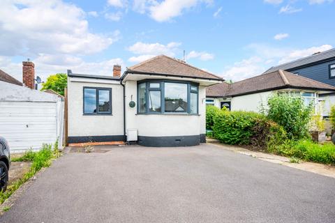 3 bedroom bungalow to rent, Kingston Road, Epsom