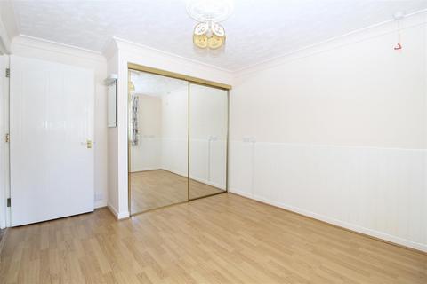 2 bedroom retirement property for sale, Seapoint Road, Broadstairs