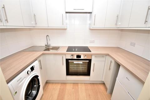 1 bedroom apartment for sale, Garfield Court, Handcross Road, Luton