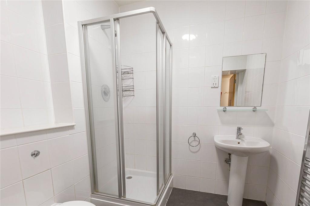 Apartment in Bristol - View 4