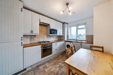 3 bedroom maisonette to rent, Balaclava Road Bermondsey SE1