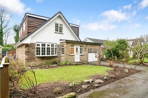 4 bedroom detached house for sale, North Wood Park, Kirkburton, HD8