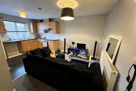 2 bedroom apartment for sale, Elizabeth Drive, Castleford