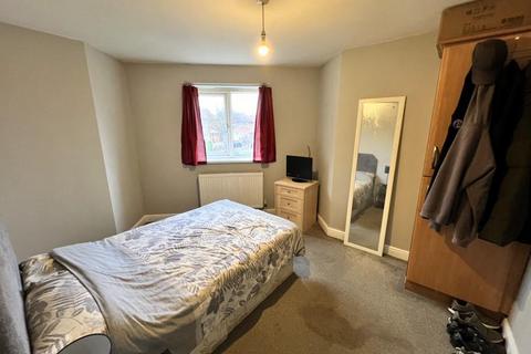 2 bedroom apartment for sale, Elizabeth Drive, Castleford