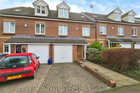 4 bedroom terraced house for sale, Darwin Place, Berkshire RG12