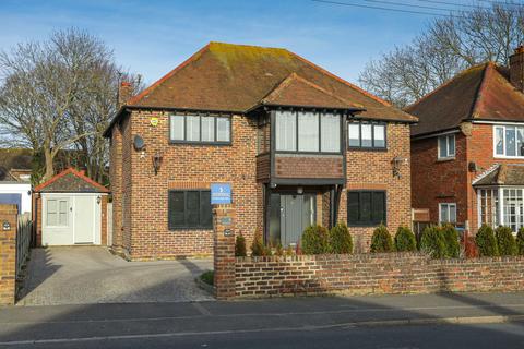 4 bedroom detached house for sale, Bromstone Road, Broadstairs, CT10