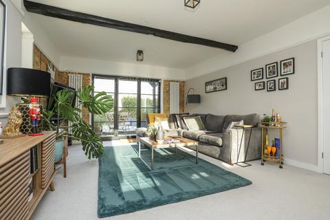 4 Bromstone Road, Broadstairs, CT10 2HA