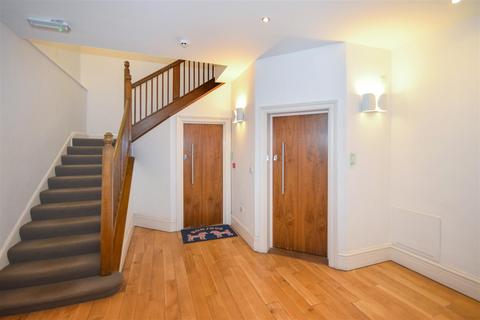 1 bedroom flat for sale, Vernon Gardens, Brighton, East Sussex