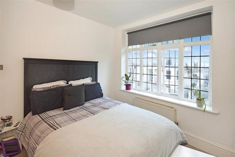 1 bedroom flat for sale, Vernon Gardens, Brighton, East Sussex