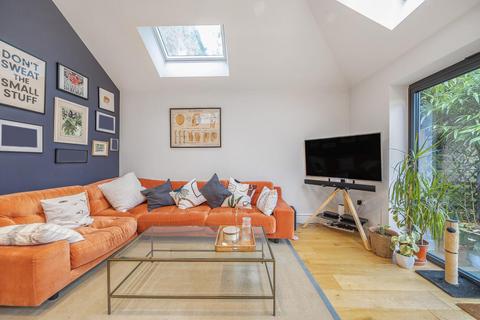 14a Woolstone Road, London, SE23 2SG