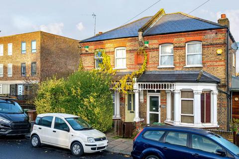 75 Codrington Hill, London, SE23 1LR