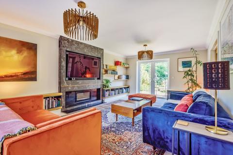 216 Botley Road, Burridge, Southampton, SO31 1BL
