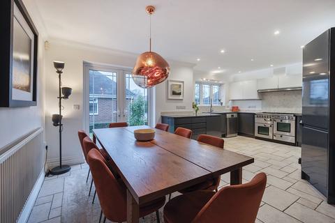 216 Botley Road, Burridge, Southampton, SO31 1BL