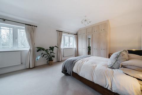 216 Botley Road, Burridge, Southampton, SO31 1BL