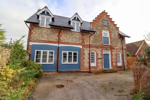 4 bedroom detached house for sale, Green Lane, Hayling Island