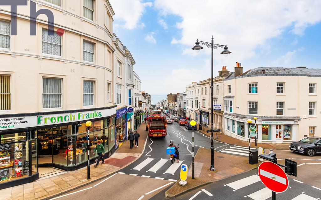 Views of Union Street from First Floor