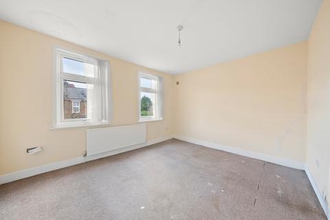 3 bedroom end of terrace house for sale, Endsleigh Road, West Ealing, W13