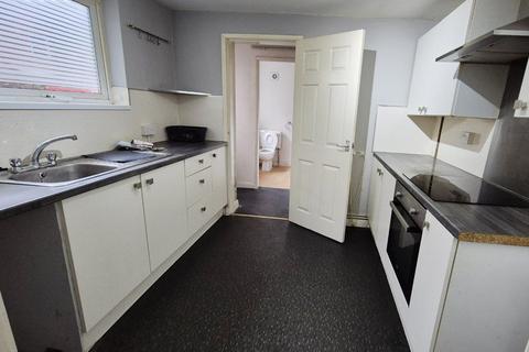 3 bedroom terraced house for sale, 4 Ena Street, HU3